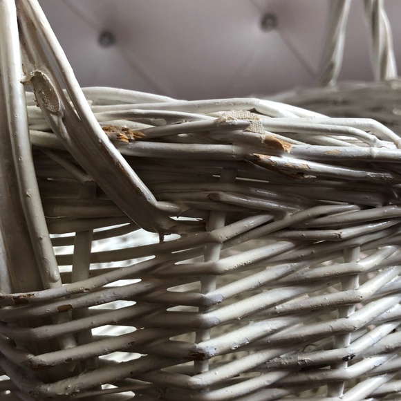 SOLD White Aesthetic Wicker Basket - Picture 3 of 6